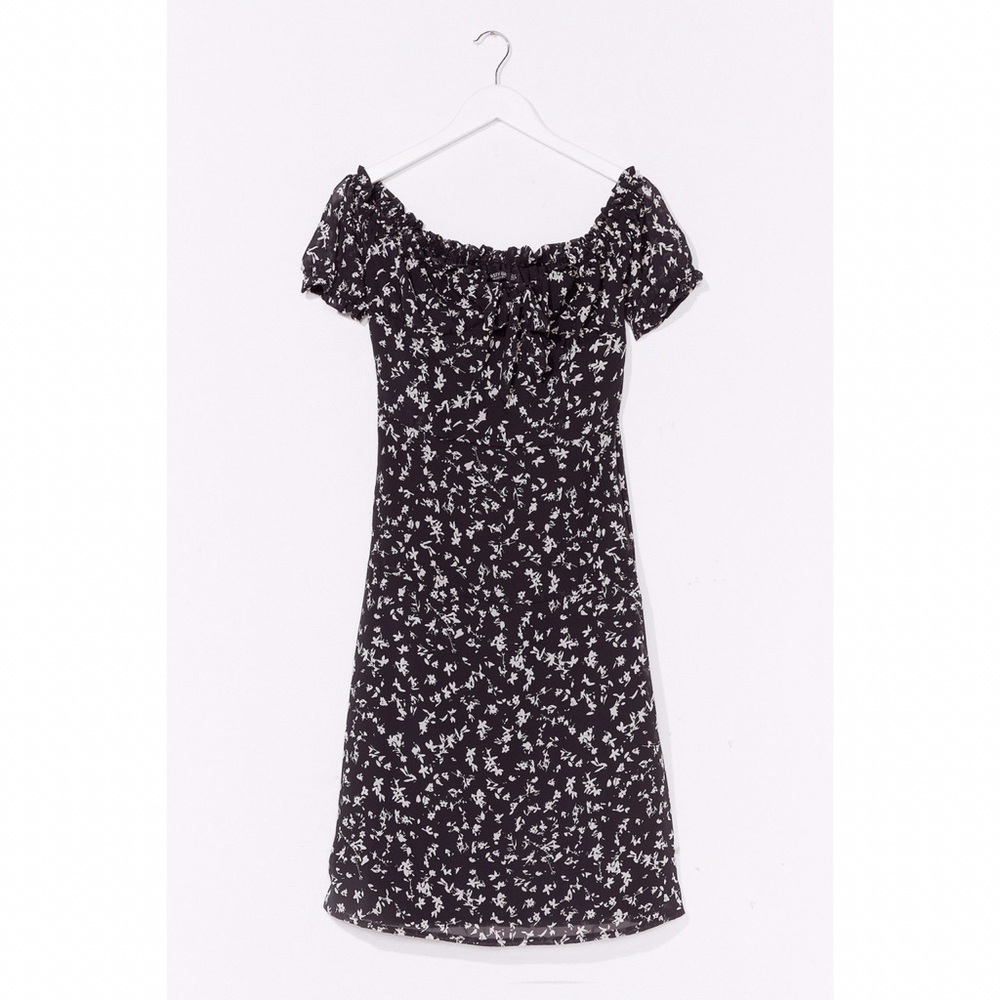 Off the Shoulder Floral Midi Dress